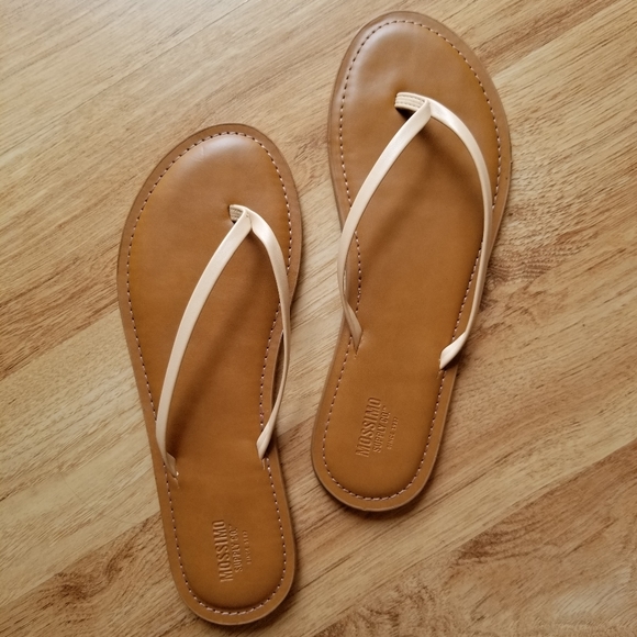 Mossimo Supply Co. | Shoes | Mossimo Nude Faux Leather Flip Flops | Poshmark